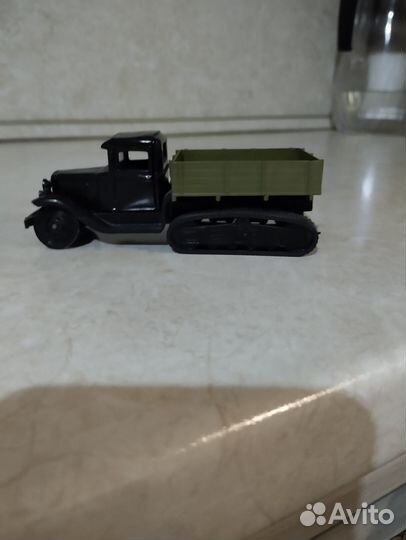 Машинка модель