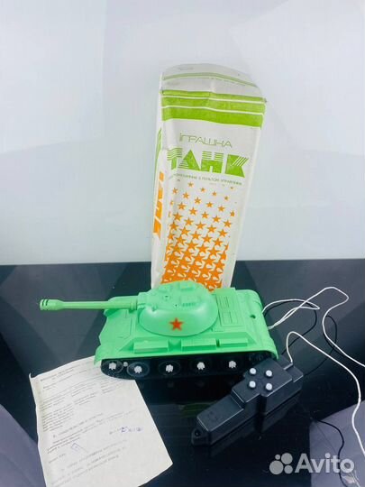 Танк на пульте управления