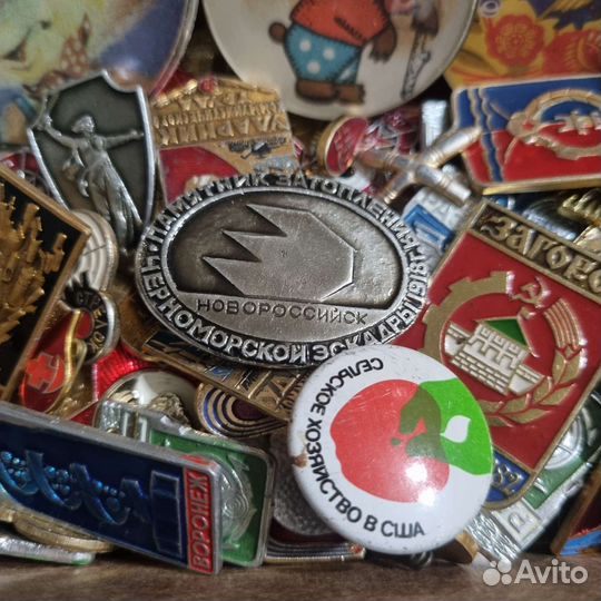 Значки СССР больше 100 штук (описание)