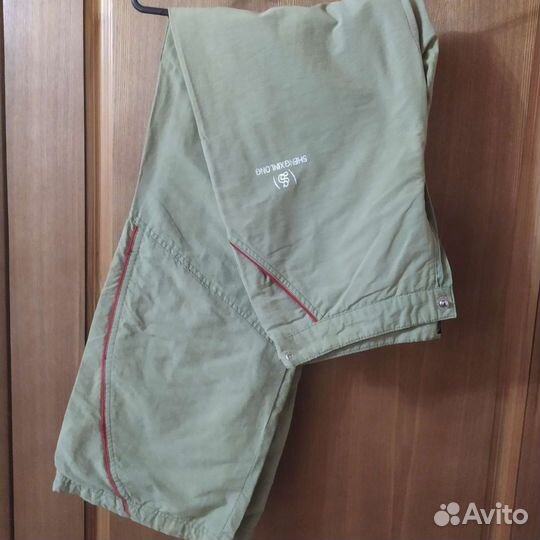 Спортивный костюм женский