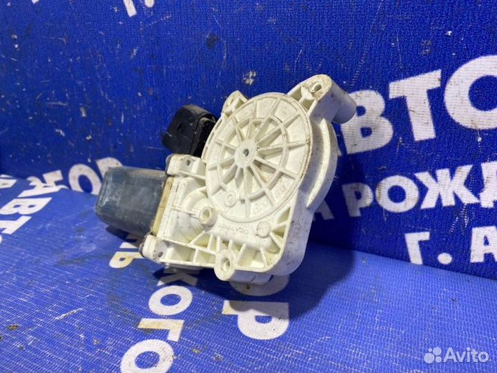 Моторчик стеклоподъемника Bmw E60 седан 2005