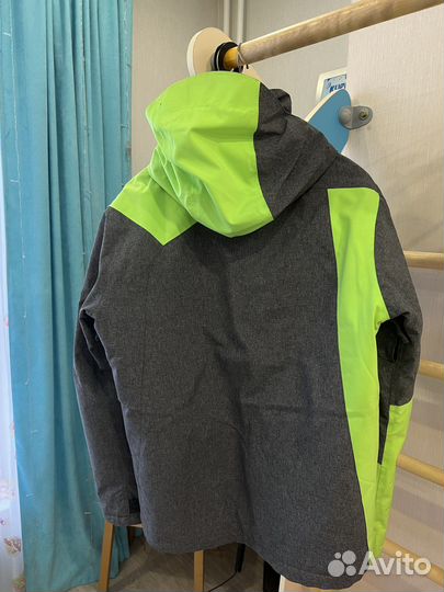 Куртка горнолыжная