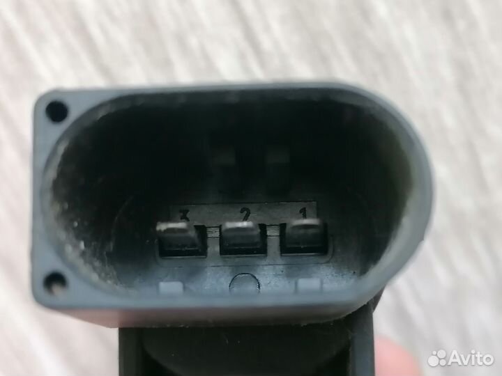 Датчик положения распредвала 4.4 N62 BMW X5 E53