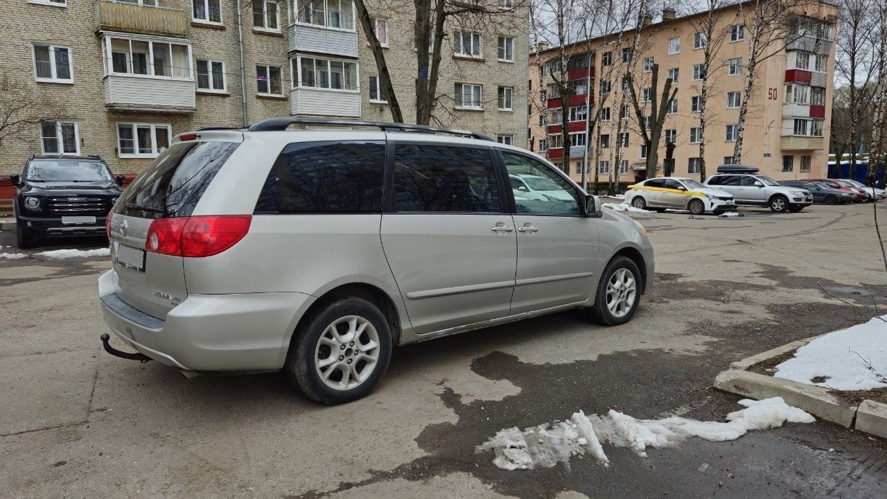Toyota Sienna: фото из отзыва