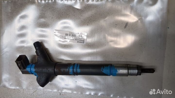 Форсунка топливная Toyota RAV 4, 2010