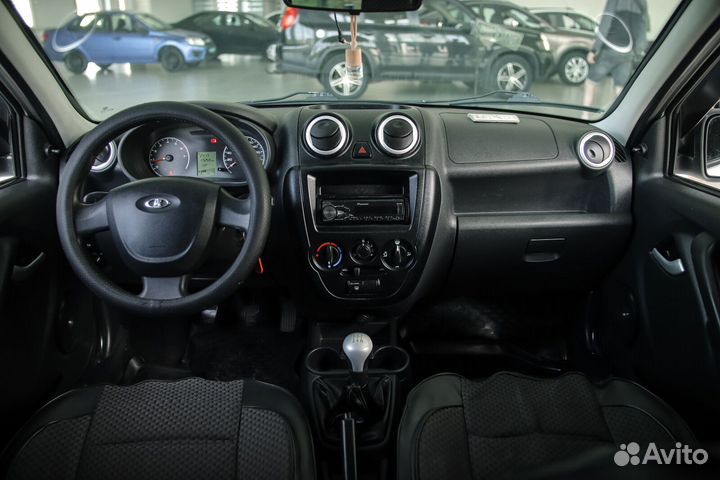 LADA Granta 1.6 МТ, 2014, 115 257 км