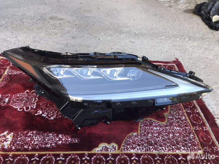 Фара правая lexus H450 4 линзы