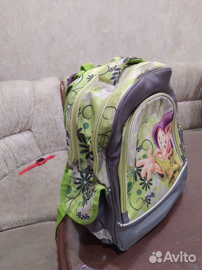 Школьный рюкзак