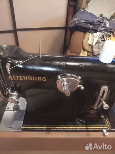 Швейная машинка Алтенбург 50 класс