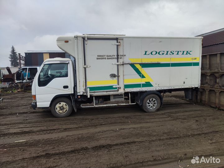 Рефрижератор 21 м³ Isuzu Elf, 2000