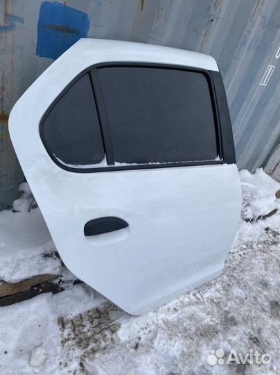 Дверь задняя правая Renault Logan 2
