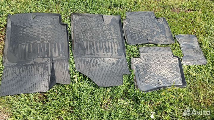Автомобильные коврики резиновые на kia