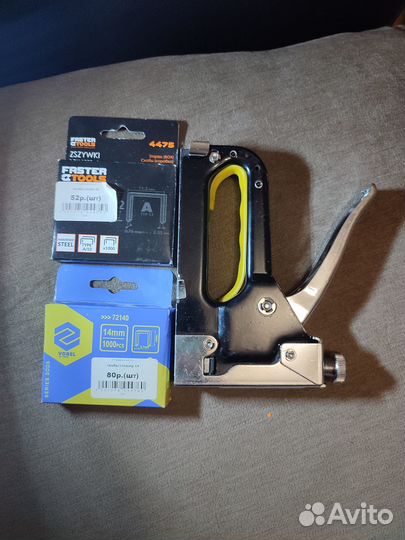 Степлер строительный