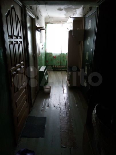 Комната 18 м² в 6-к., 1/2 эт.