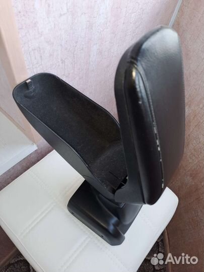 Подлокотник ford focus 3