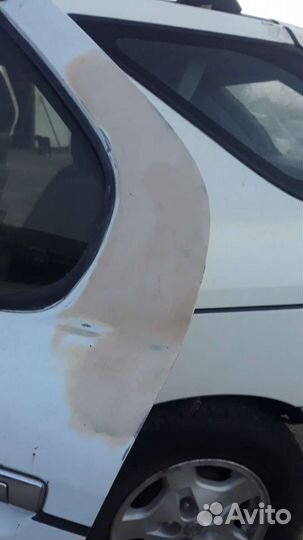 Дверь задняя левая Nissan R.nessa