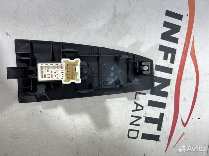 Кнопка стеклоподъемника Infiniti Fx35 Fx45 S50