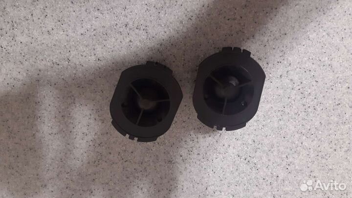 Динамики LADA vesta