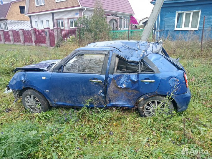 LIFAN Smily (320) 1.3 МТ, 2012, битый, 95 000 км