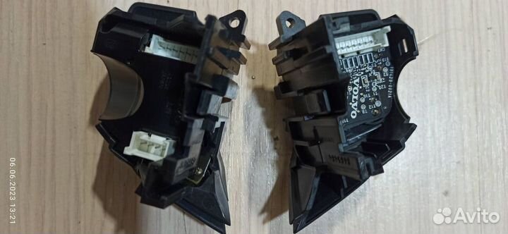 Блок кнопок на руль Volvo Xc90 (б/у)