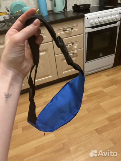 Сумка поясная синяя птица