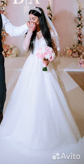 Свадебное платье р 42 и фата от Svetlana Markelova