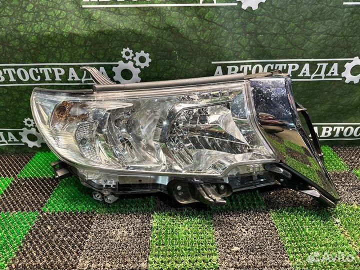Фара правая Toyota Land Cruiser Prado 150 2018
