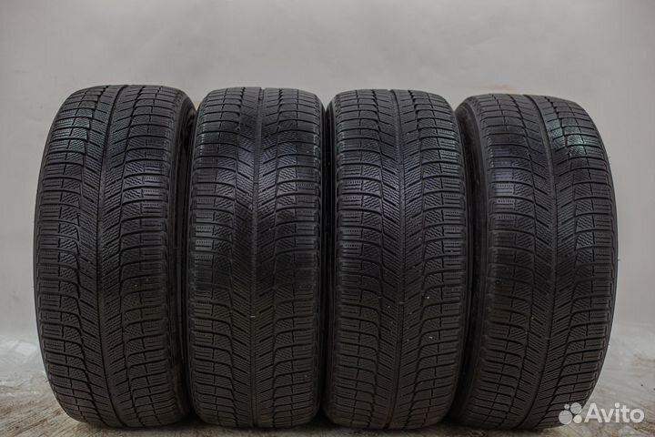 Michelin X-Ice XI3 245/45 R19 102H
