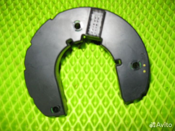 Датчик угла поворота рулевого колеса Mercedes 215