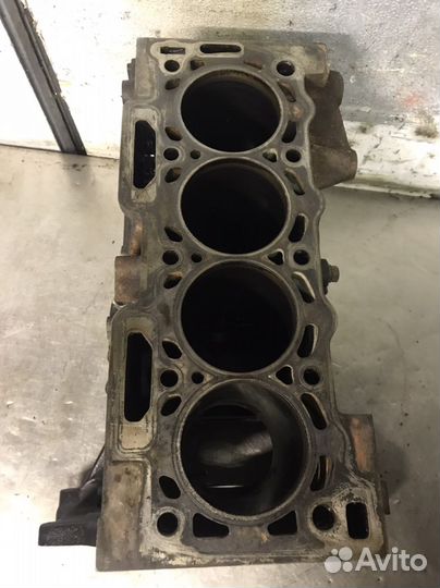 Блок цилиндров NFU tu5jp4 1.6 citroen peugeot