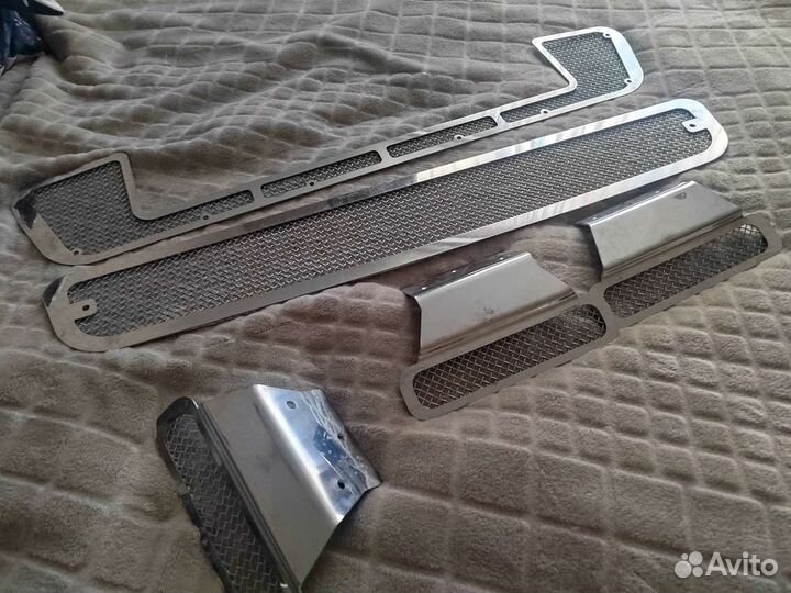 Накладки на решётку радиатора Kia Soul 08-10