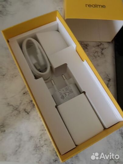 Телефон realme c31