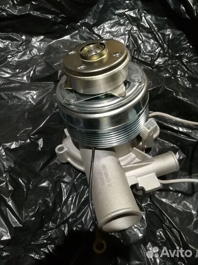 Насос водяной с электромагнитной муфтойй в сборе