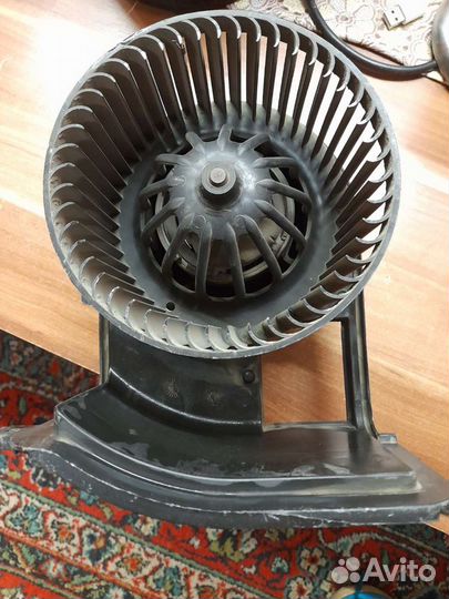Вентилятор отопителя салона
