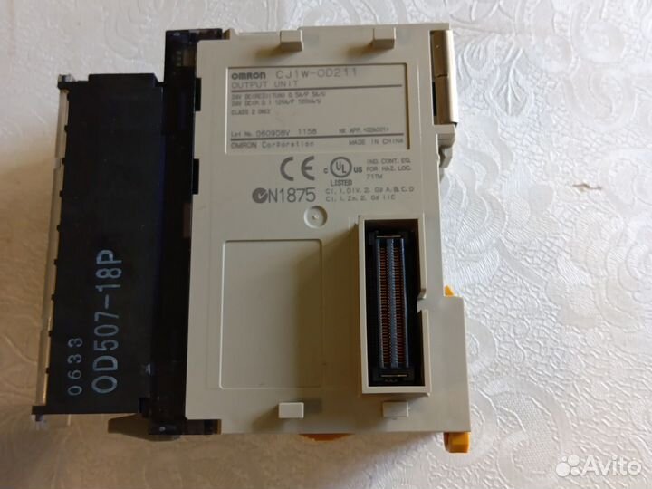 Модуль Omron CJ1W-OD211 output unit