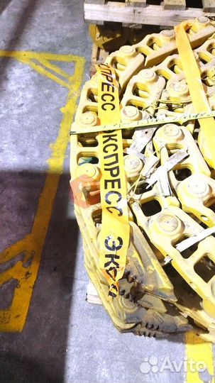 Цепь гусеничная 50L CAT E305C E1627700M00050