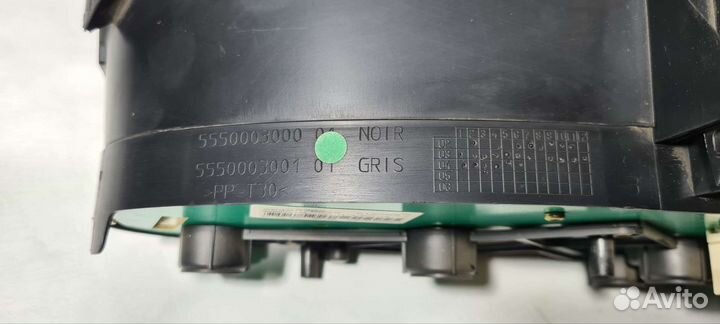 Приборная панель Peugeot 206