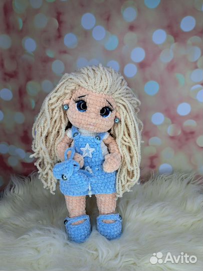 Вязаная кукла
