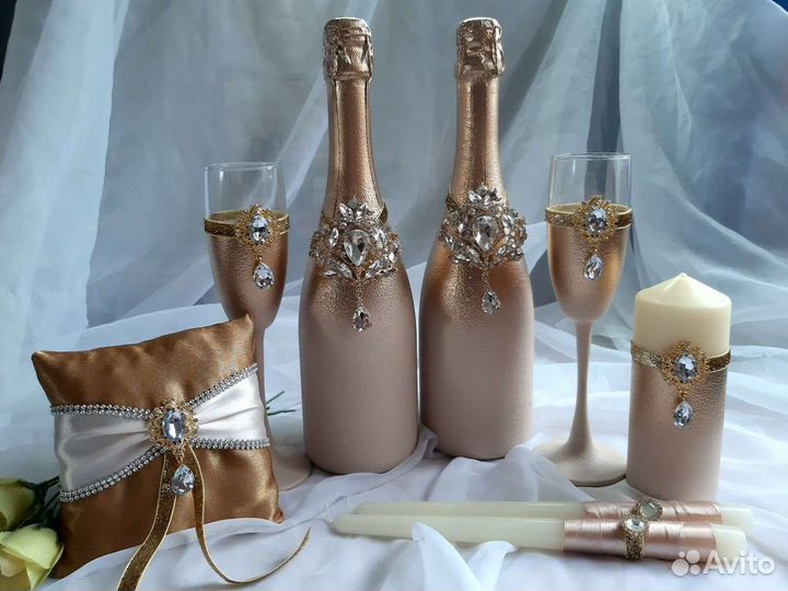 Свадебные аксессуары с брошками