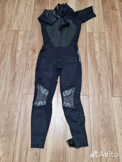 Гидрокостюм Neil Pryde Assasins 3.2