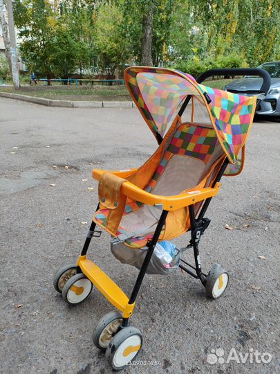 Прогулочная коляска