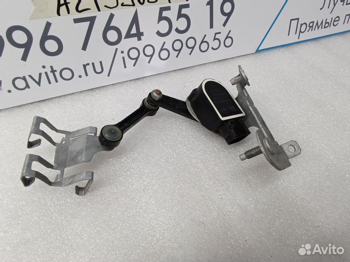 Датчик высоты задний левый Mercedes-Benz GLC-class