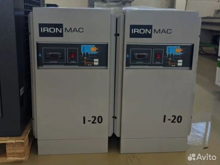 Винтовый компрессор и осушитель IronMac