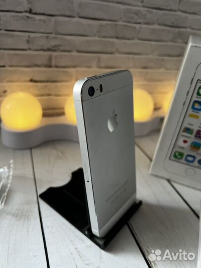 iPhone 5S, 16 ГБ