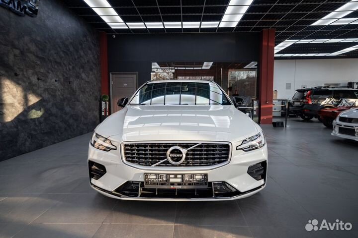 Volvo V60 2.0 AT, 2019, 163 000 км