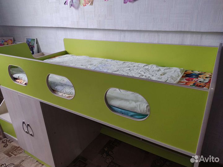 Кровать чердак