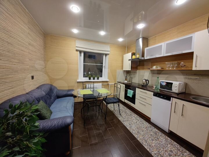 2-к. квартира, 65 м², 3/12 эт.