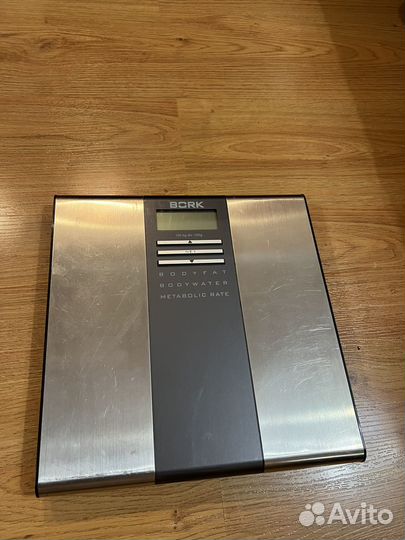 Весы напольные bork