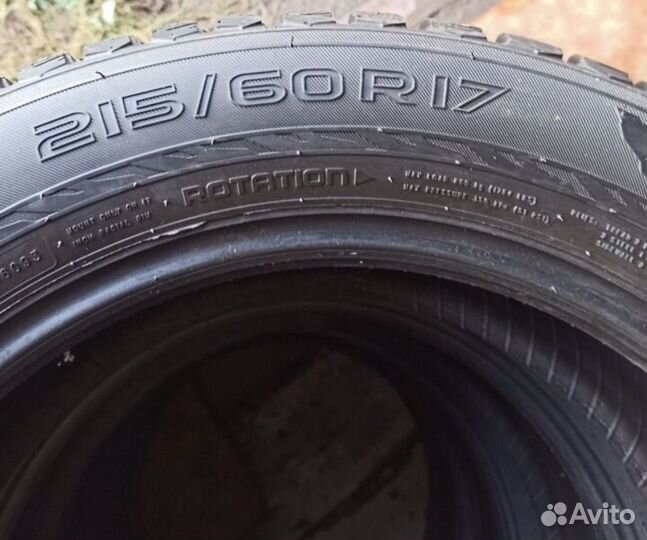 Nokian Tyres Hakkapeliitta 9 215/65 R17