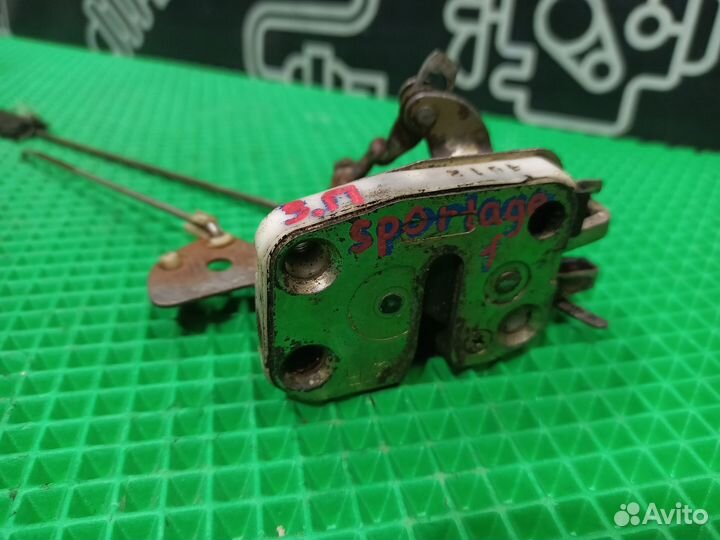 Замок задний правый kia sportage 1